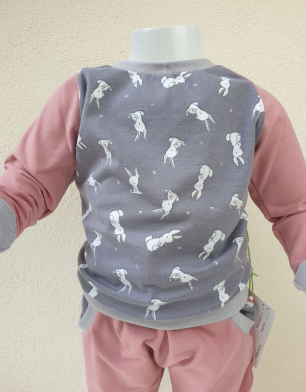 Langarm-Shirt grau mit Kaninchen Langarm-Shirt grau mit Kaninchen
