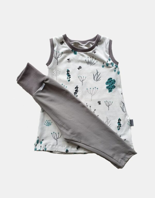 Kurzarm-Kleid / Hängerchen + Leggings weiß mit Sommerblumen Kurzarm-Kleid / Hängerchen + Leggings weiß mit Sommerblumen