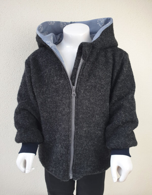 Walkjacke grau-schwarz, blau mit Igel Walkjacke grau-schwarz, blau mit Igel
